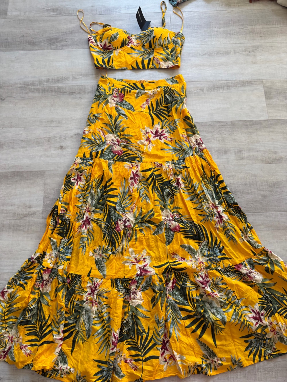 Fashion Nova Yellow Tropical Floral Maxi Skirt - Picture 2 of 9